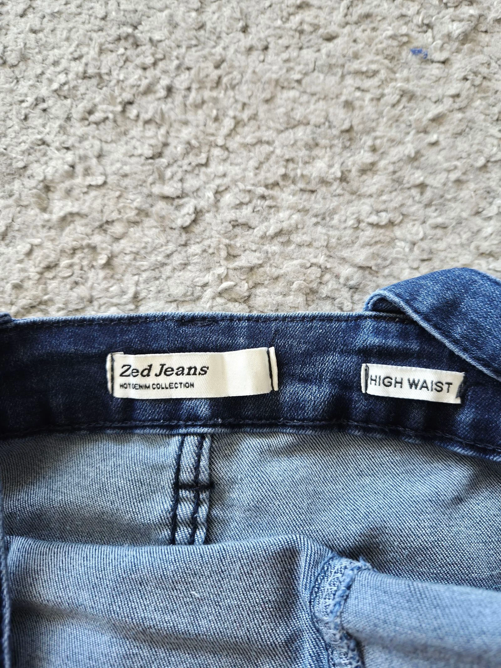 Macacão em jeans cru Zed Jeans Tamanho P – photo 3